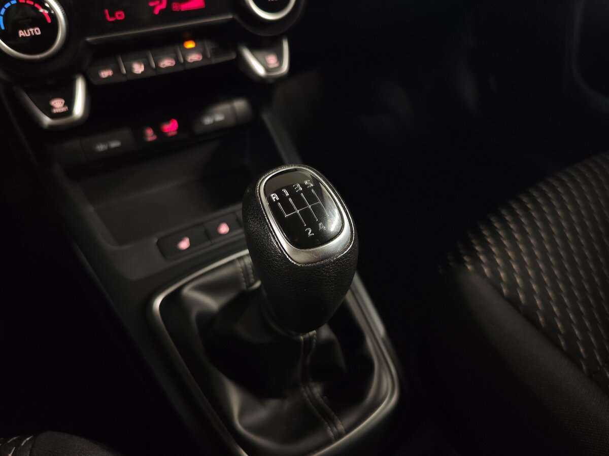 Kia Rio с пробегом — 2020 год. Фото: #6