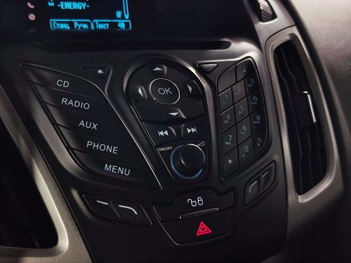 Ford Focus с пробегом — 2014 год. Фото: #14