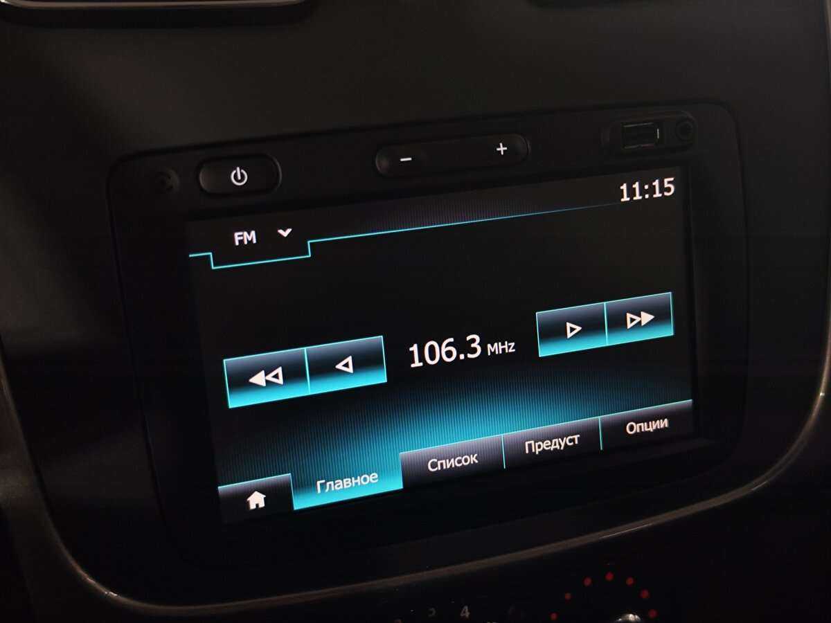 Renault Logan с пробегом — 2019 год. Фото: #12