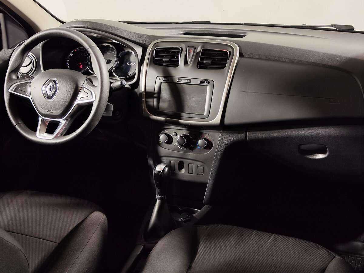 Renault Logan с пробегом — 2019 год. Фото: #10