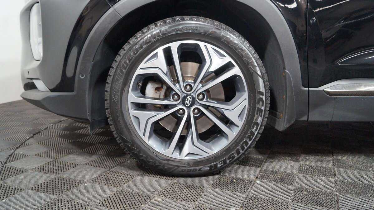 Hyundai Santa Fe с пробегом — 2020 год. Фото: #27