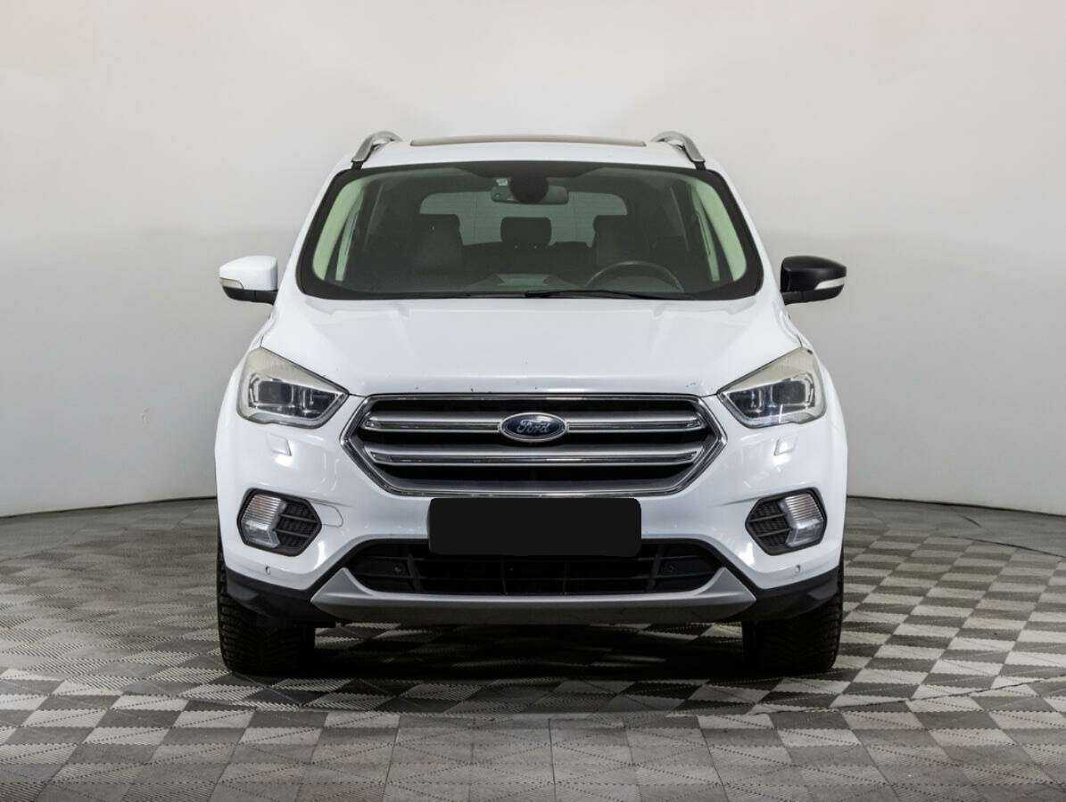 Ford Kuga с пробегом — 2019 год. Фото: #1