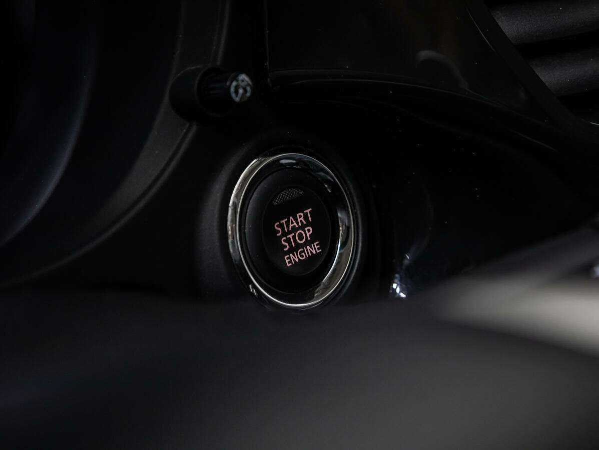 Mitsubishi Outlander с пробегом — 2013 год. Фото: #12