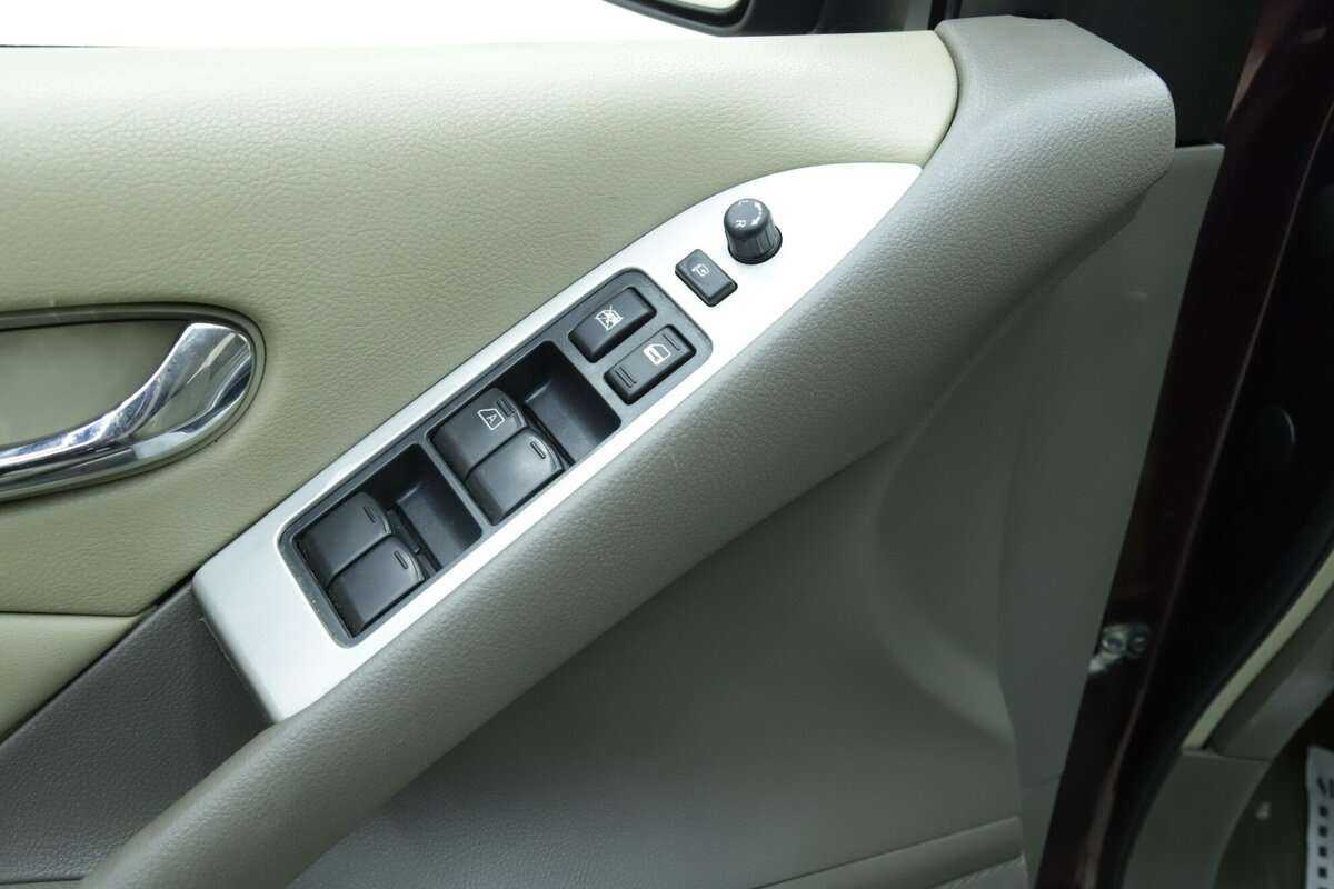 Nissan Murano с пробегом — 2013 год. Фото: #8