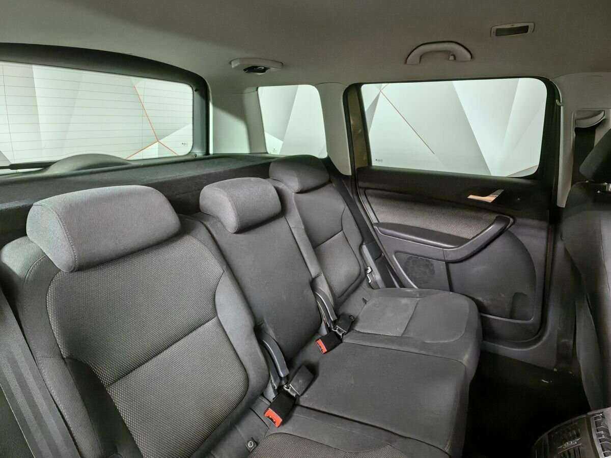 Skoda Yeti с пробегом — 2012 год. Фото: #10