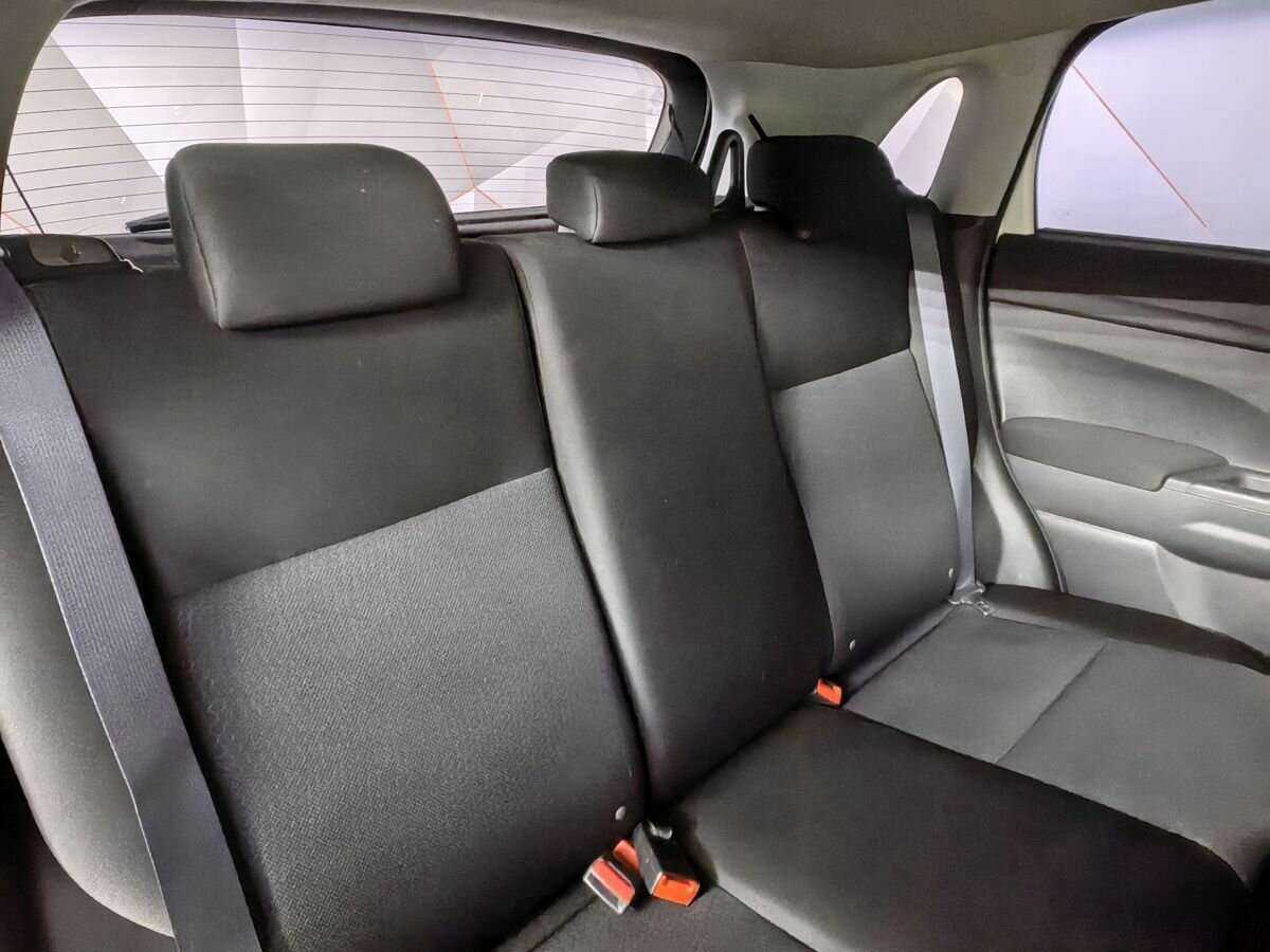 Mitsubishi ASX с пробегом — 2012 год. Фото: #12