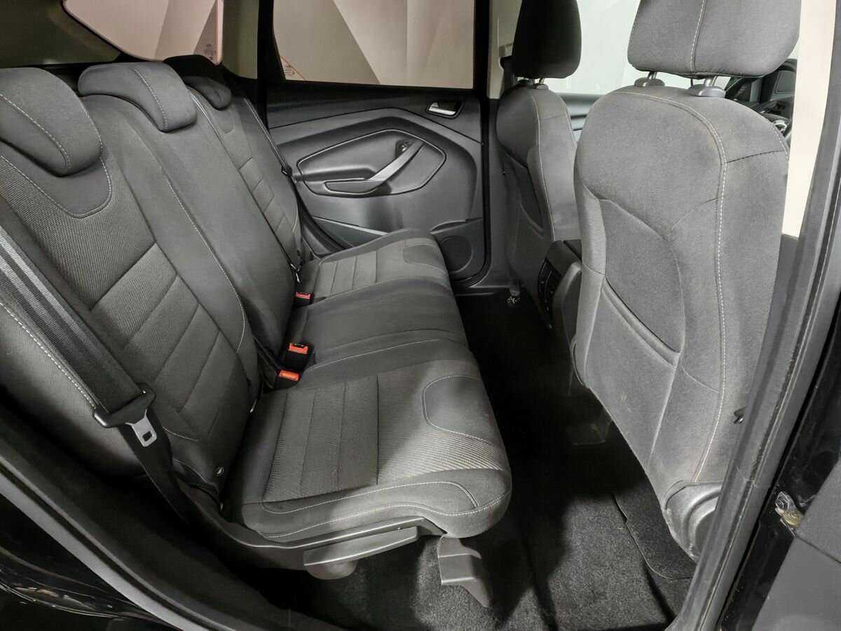 Ford Kuga с пробегом — 2016 год. Фото: #11