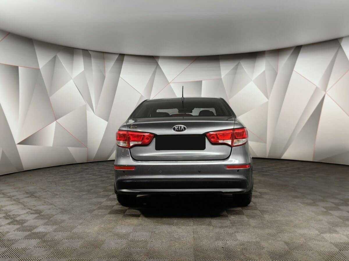 Kia Rio с пробегом — 2015 год. Фото: #7