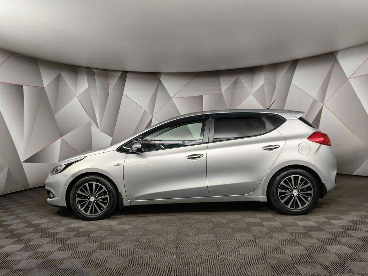 Kia Ceed с пробегом — 2013 год. Фото: #4