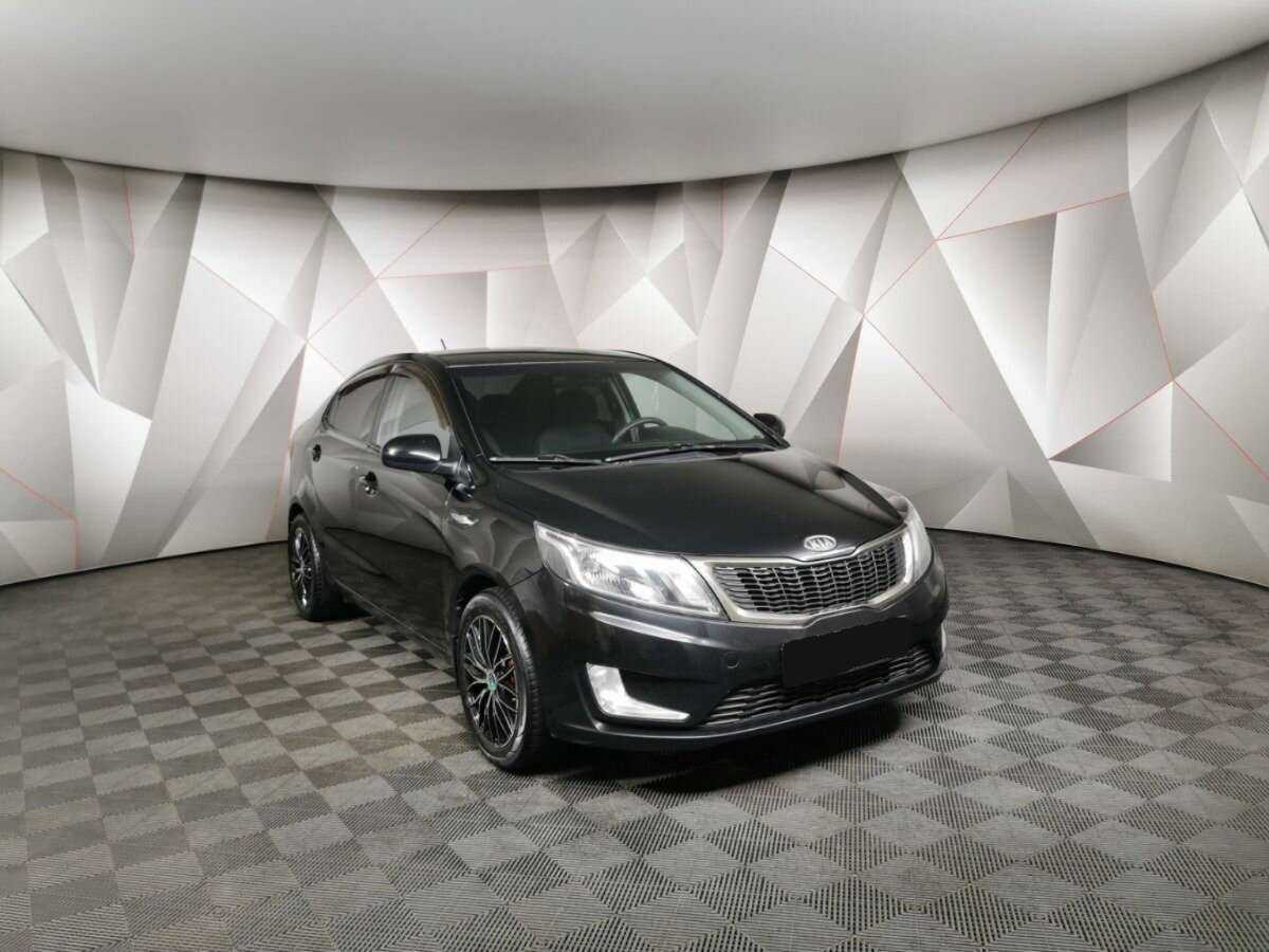 Kia Rio с пробегом — 2012 год. Фото: #2