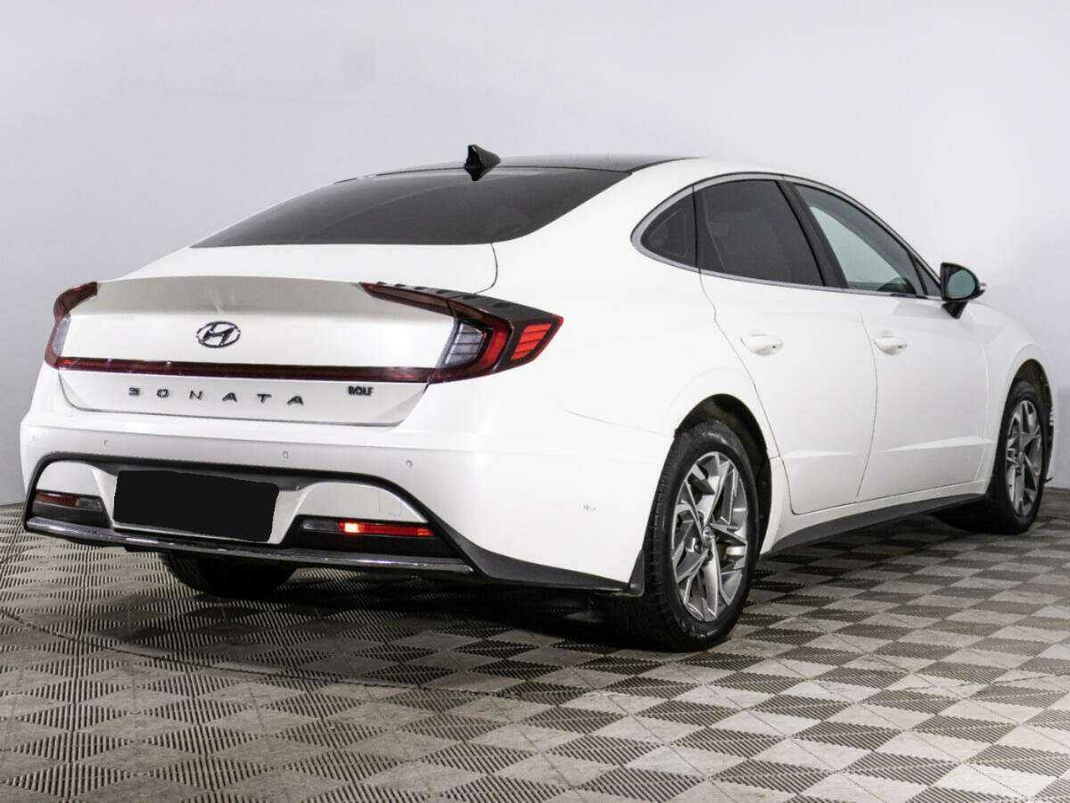 Hyundai Sonata с пробегом — 2021 год. Фото: #4