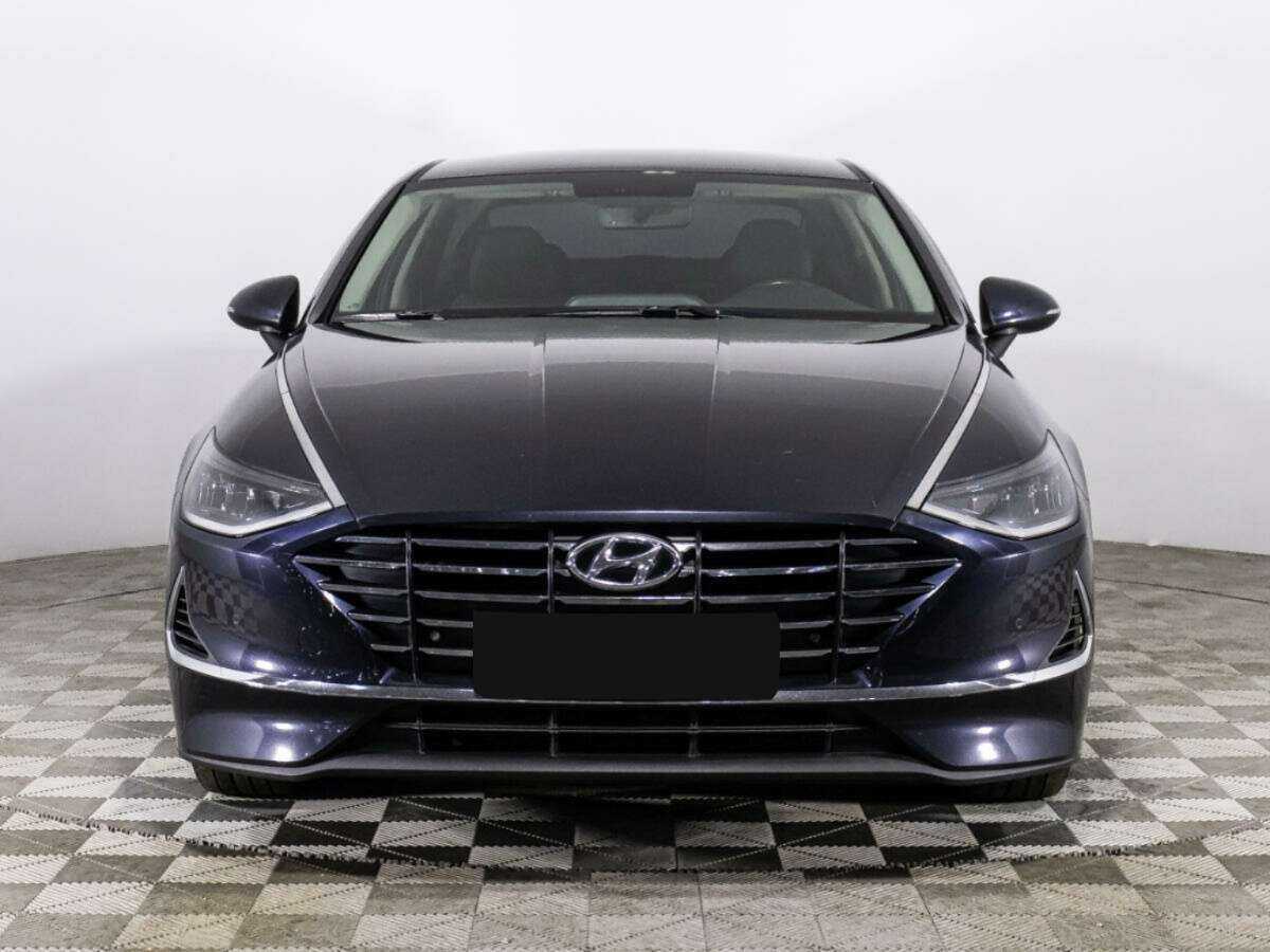 Hyundai Sonata с пробегом — 2021 год. Фото: #1