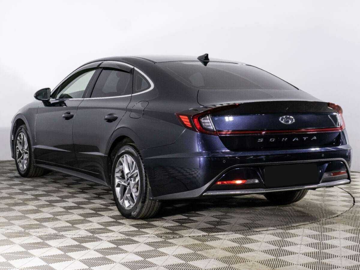 Hyundai Sonata с пробегом — 2021 год. Фото: #6