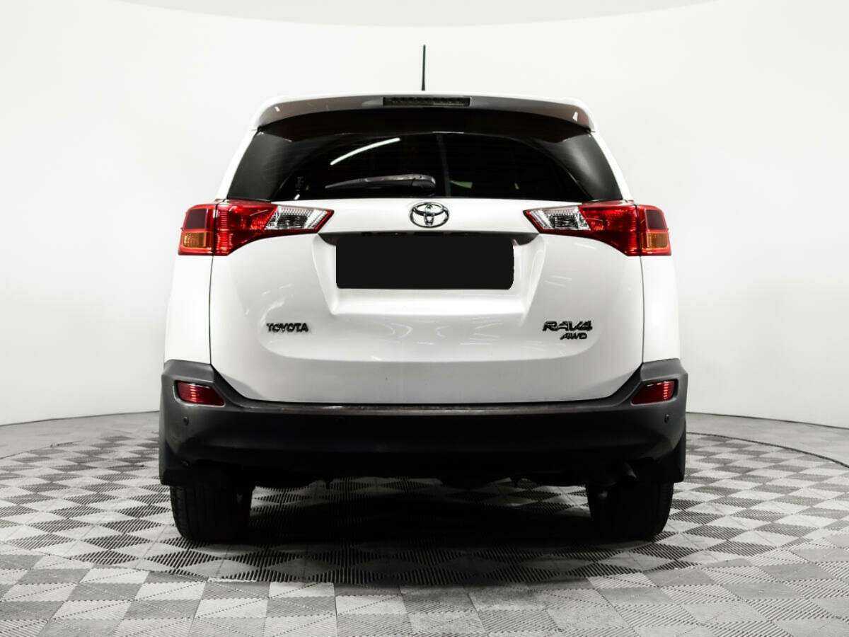 Toyota RAV4 с пробегом — 2013 год. Фото: #5