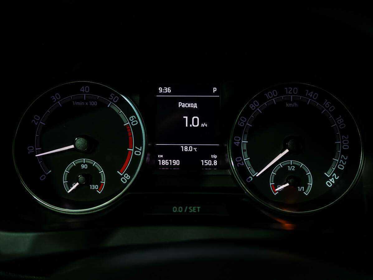 Skoda Rapid с пробегом — 2018 год. Фото: #9