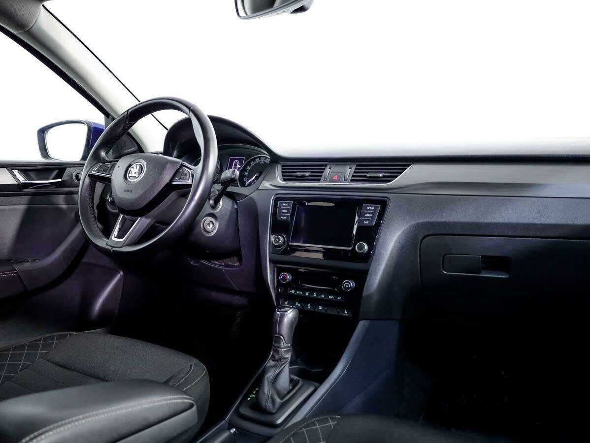 Skoda Rapid с пробегом — 2018 год. Фото: #7
