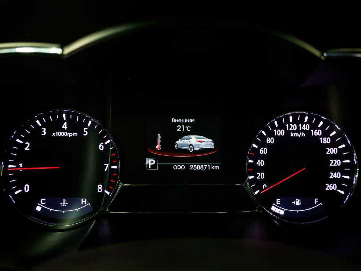 Kia Optima с пробегом — 2013 год. Фото: #9