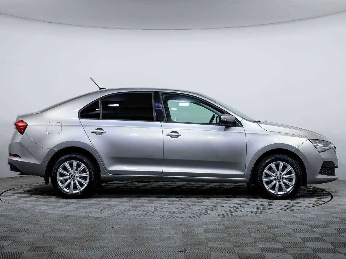 Skoda Rapid с пробегом — 2021 год. Фото: #2