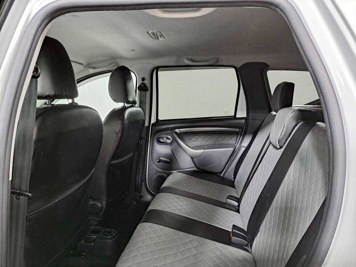 Renault Duster с пробегом — 2017 год. Фото: #9