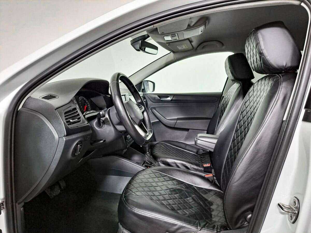 Volkswagen Polo с пробегом — 2020 год. Фото: #13