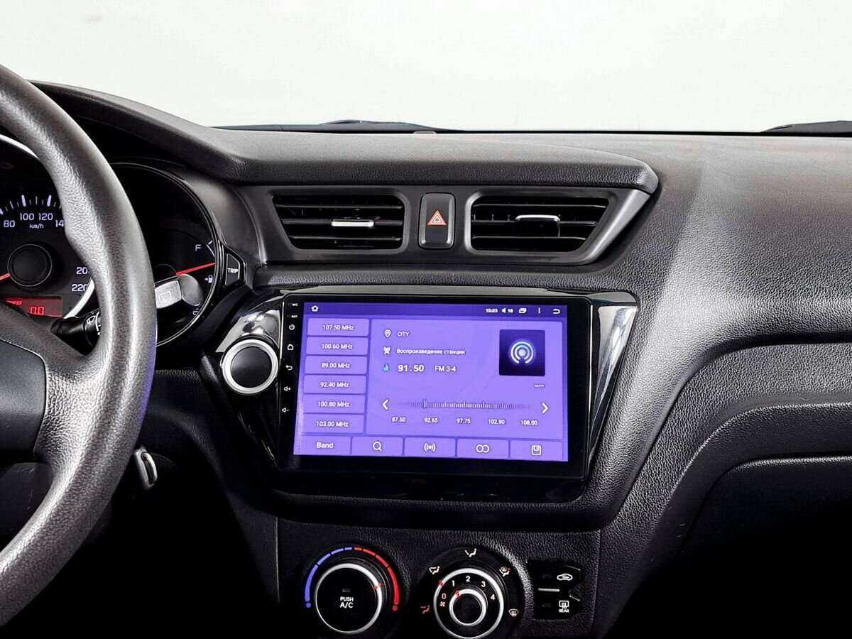 Kia Rio с пробегом — 2013 год. Фото: #12