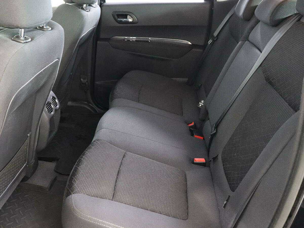 Peugeot 3008 с пробегом — 2014 год. Фото: #8