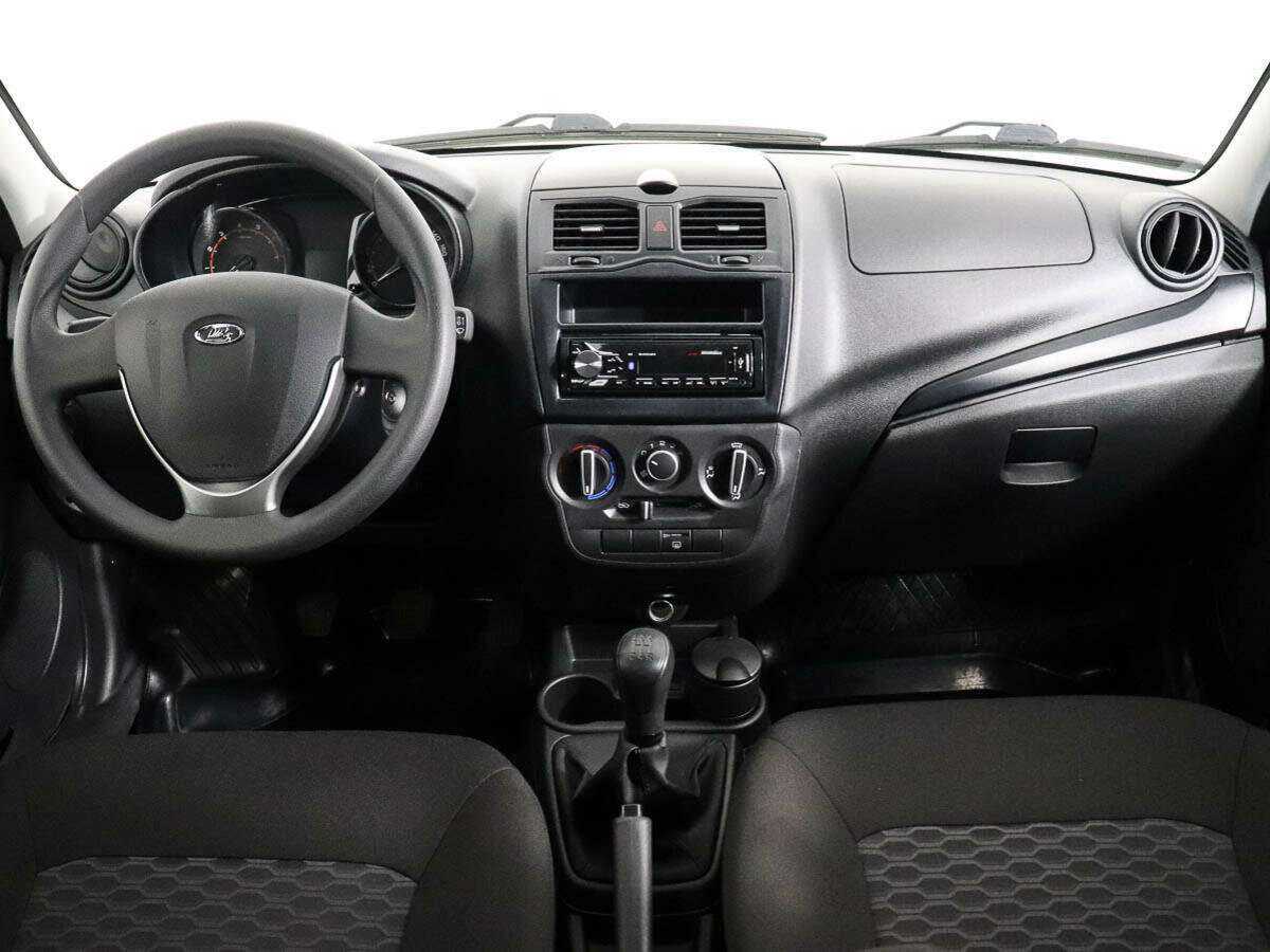 Lada (ВАЗ) Granta с пробегом — 2023 год. Фото: #9