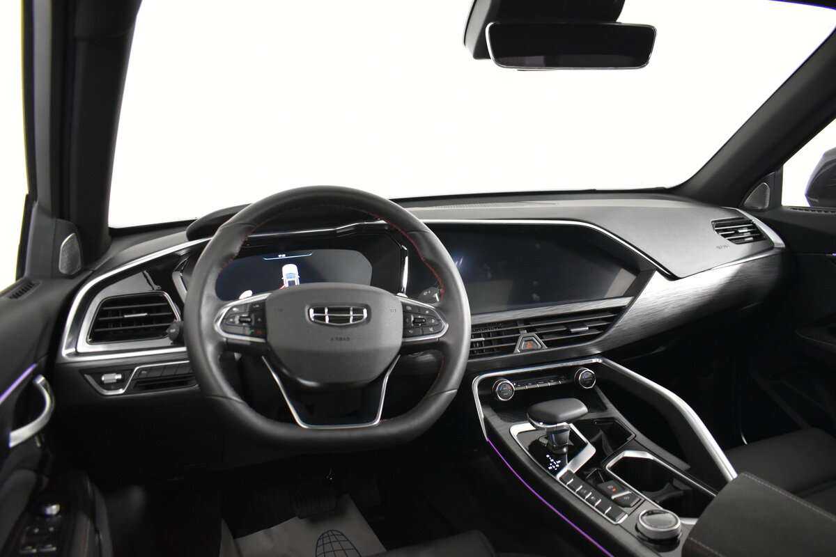 Geely Tugella с пробегом — 2022 год. Фото: #9