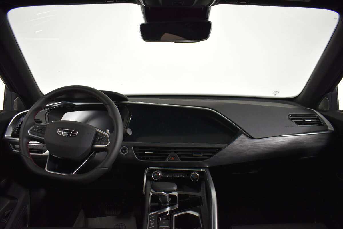 Geely Tugella с пробегом — 2022 год. Фото: #11