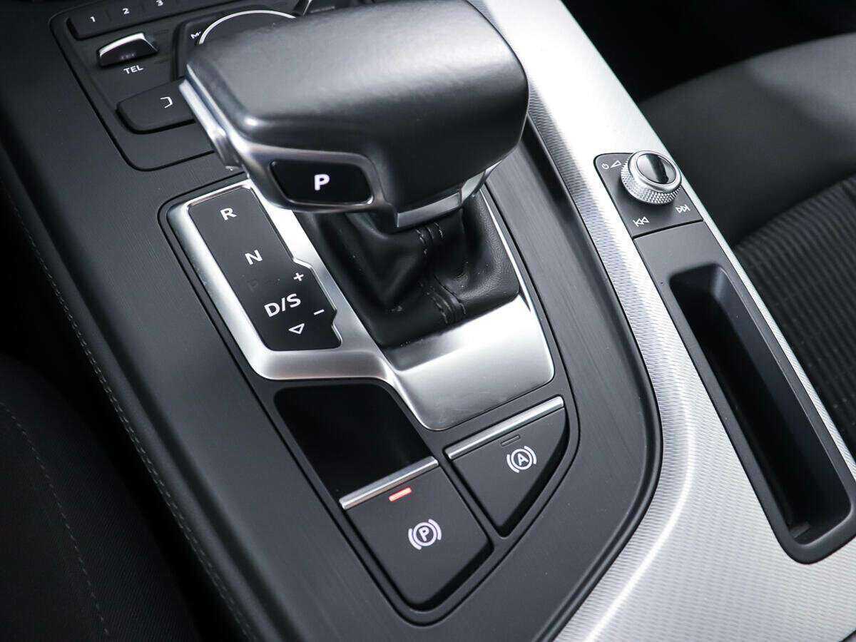 Audi A4 с пробегом — 2015 год. Фото: #15