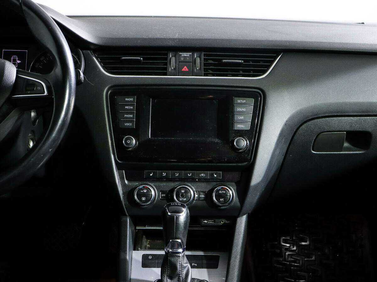 Skoda Octavia с пробегом — 2013 год. Фото: #10