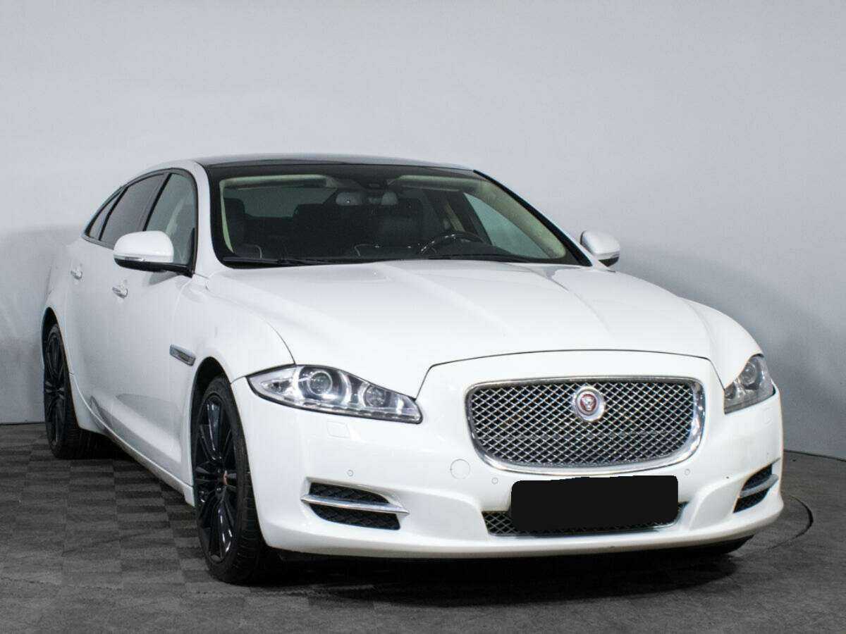Jaguar XJ с пробегом — 2014 год. Фото: #2