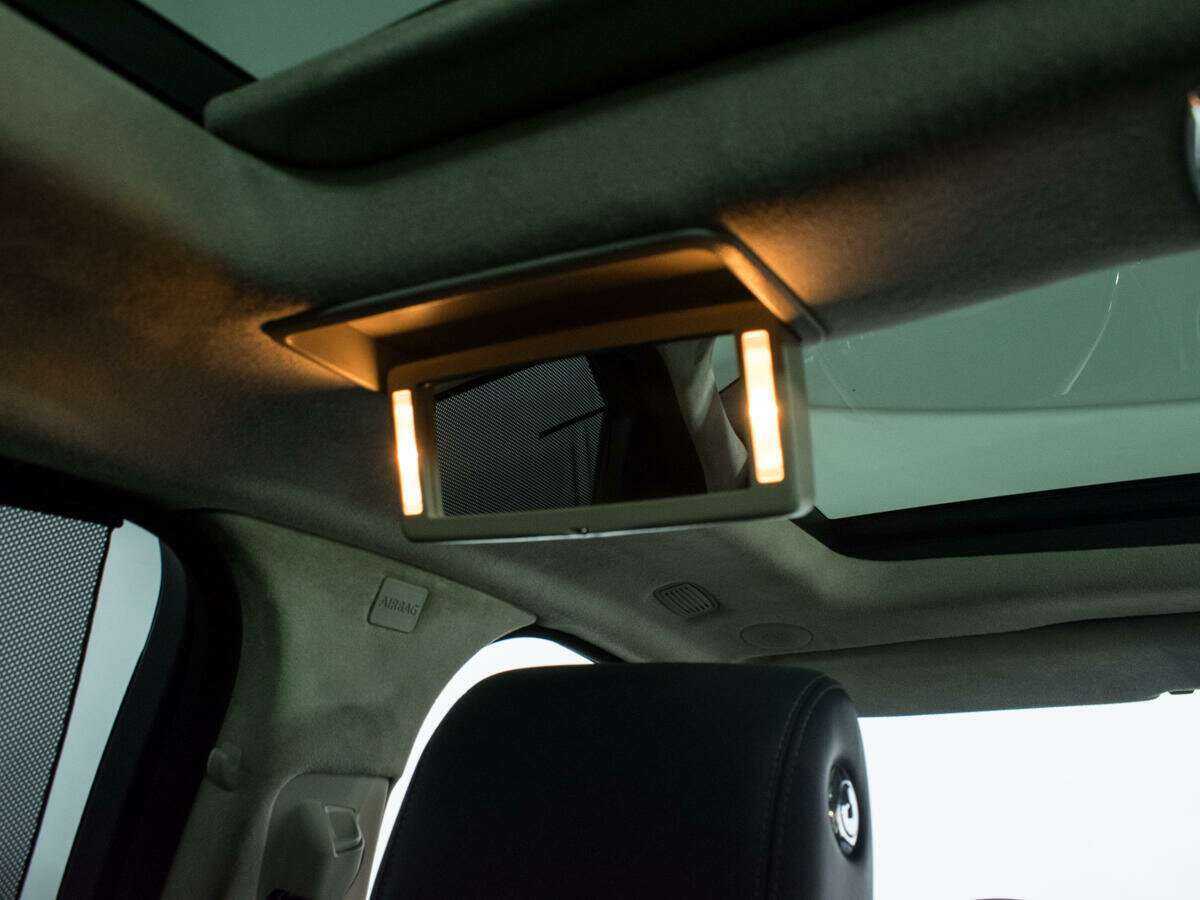 Jaguar XJ с пробегом — 2014 год. Фото: #18