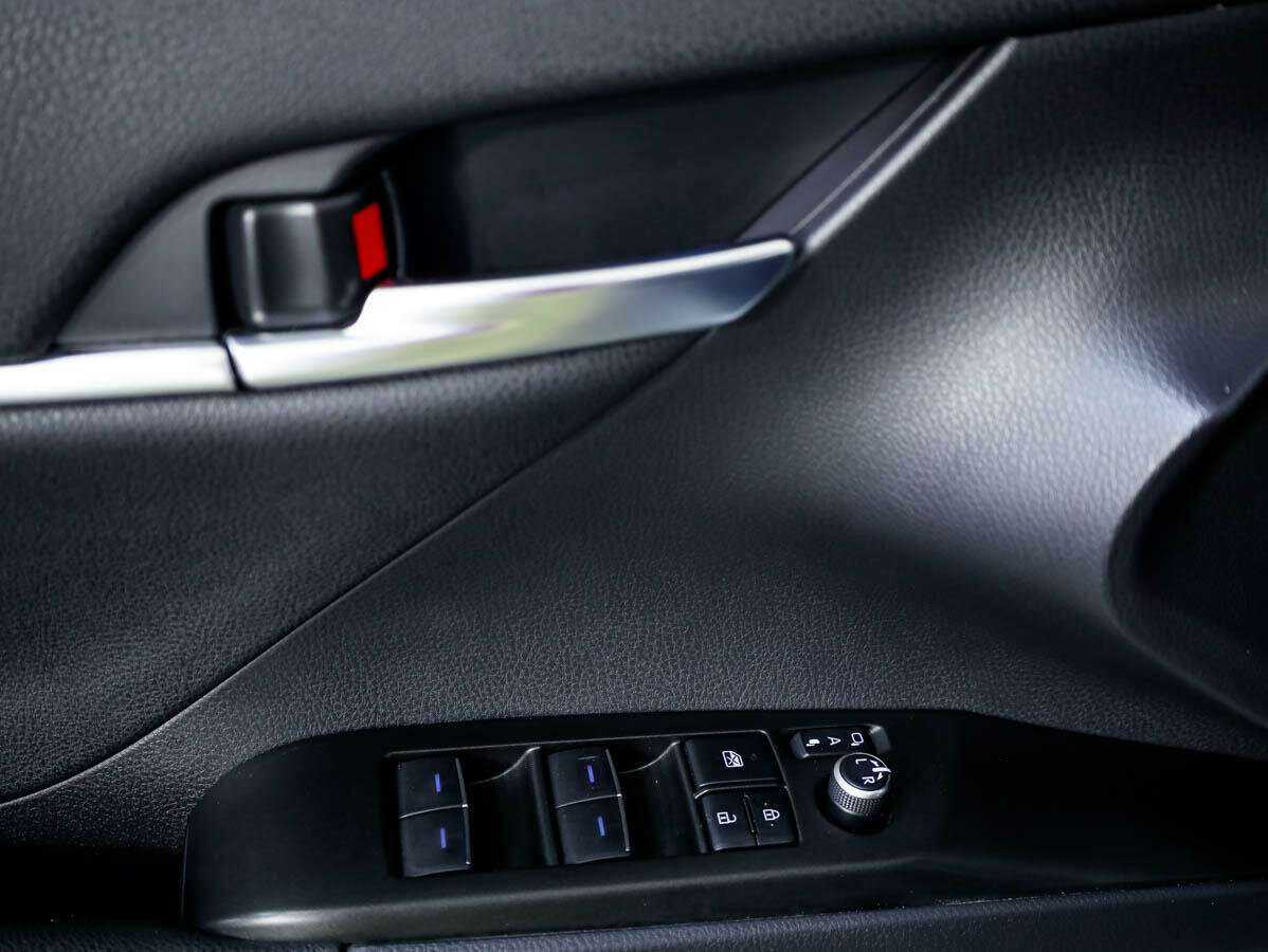 Toyota Camry с пробегом — 2021 год. Фото: #12