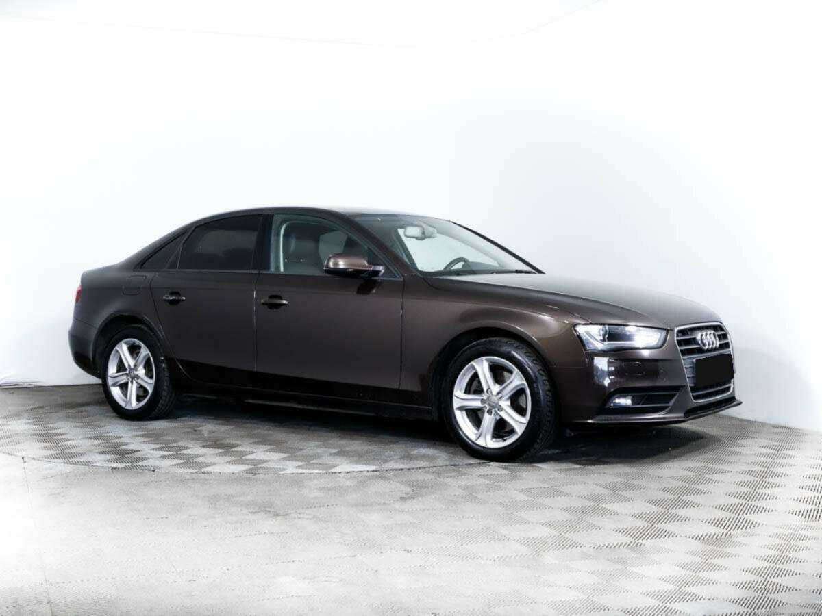 Audi A4 с пробегом — 2015 год. Фото: #1