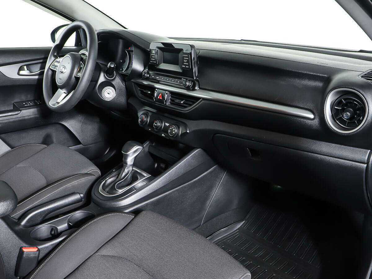 Kia Cerato с пробегом — 2020 год. Фото: #3