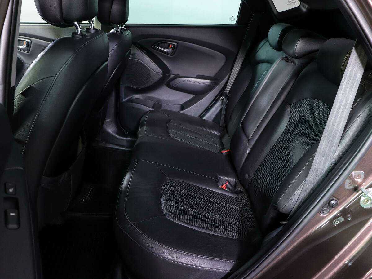 Hyundai ix35 с пробегом — 2014 год. Фото: #9