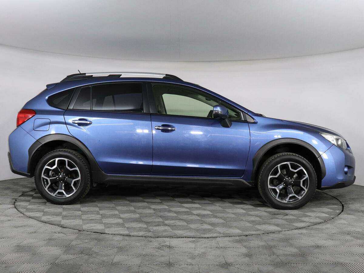 Subaru XV с пробегом — 2013 год. Фото: #3