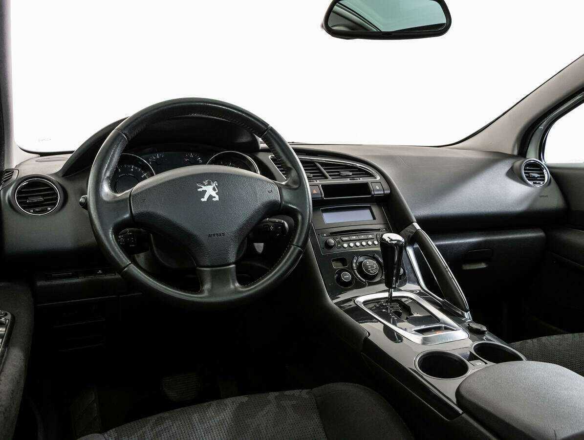 Peugeot 3008 с пробегом — 2012 год. Фото: #10