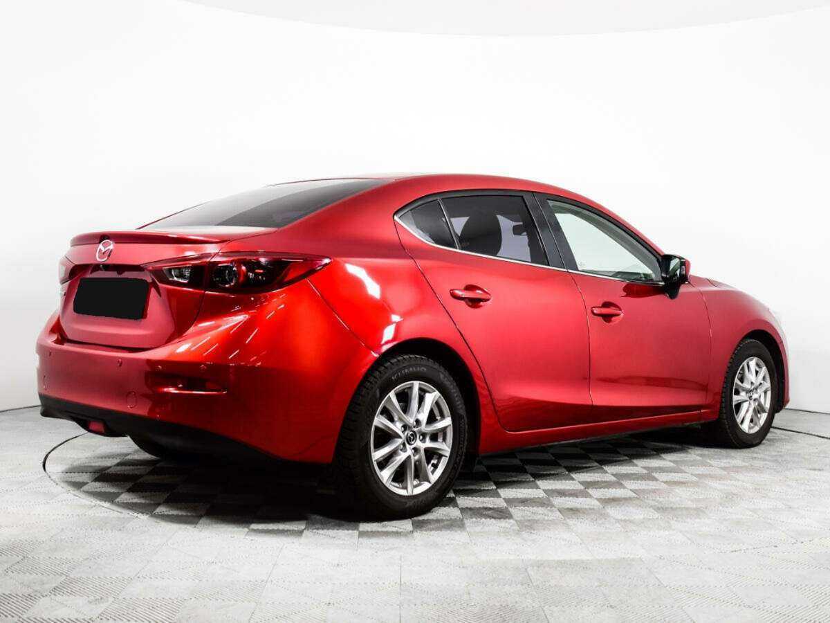Mazda 3 с пробегом — 2015 год. Фото: #4