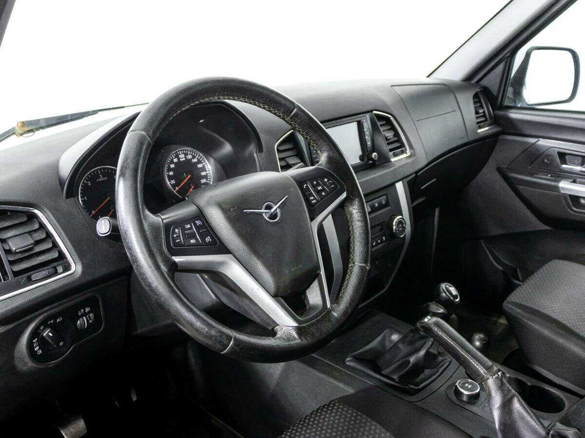 УАЗ Patriot с пробегом — 2018 год. Фото: #10