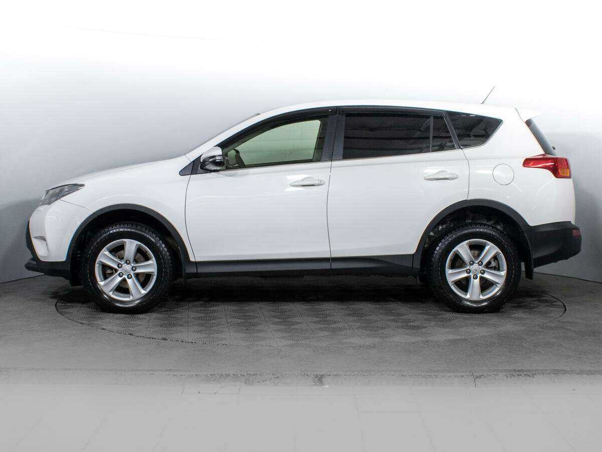 Toyota RAV4 с пробегом — 2013 год. Фото: #7