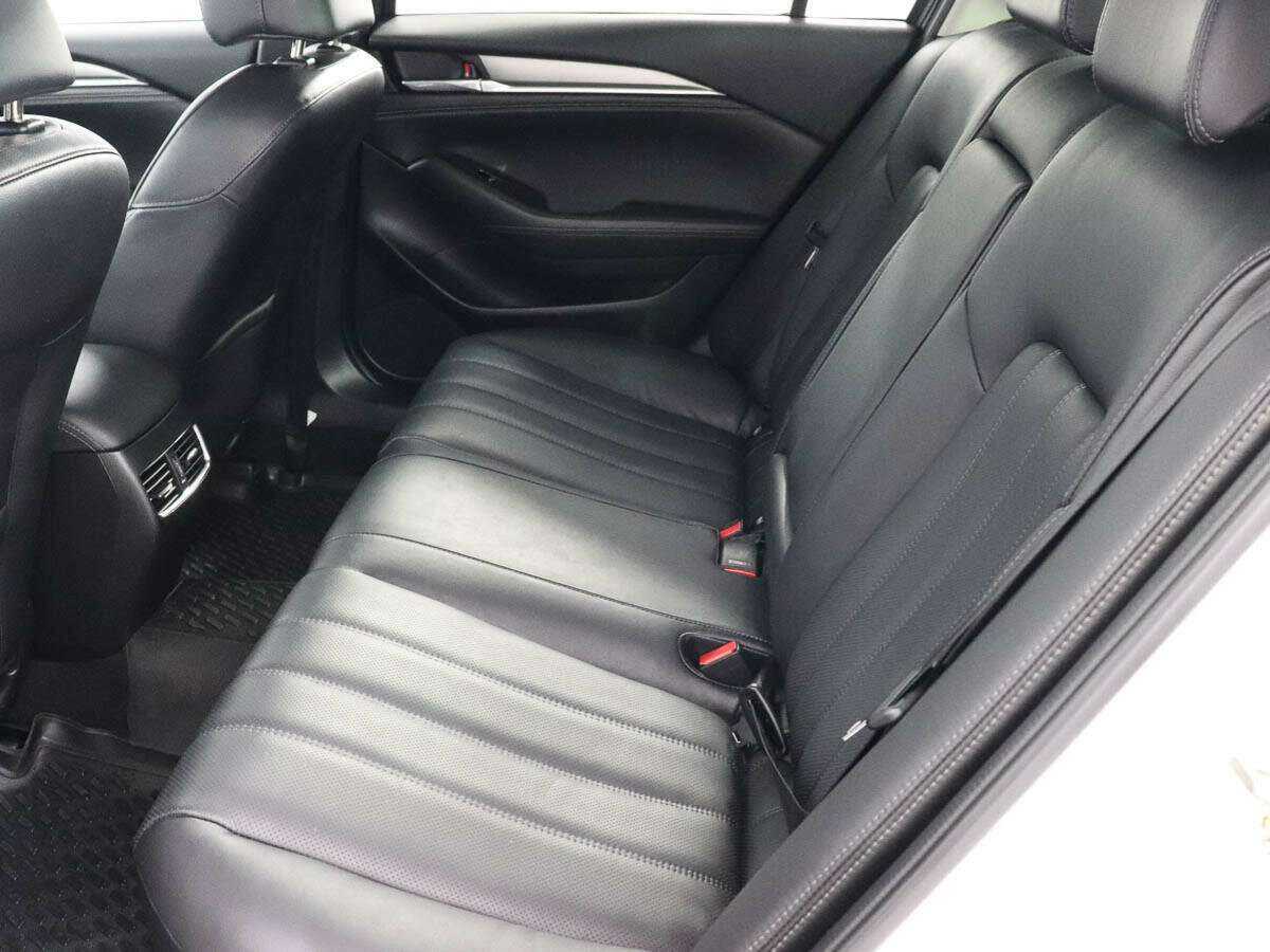 Mazda 6 с пробегом — 2021 год. Фото: #7