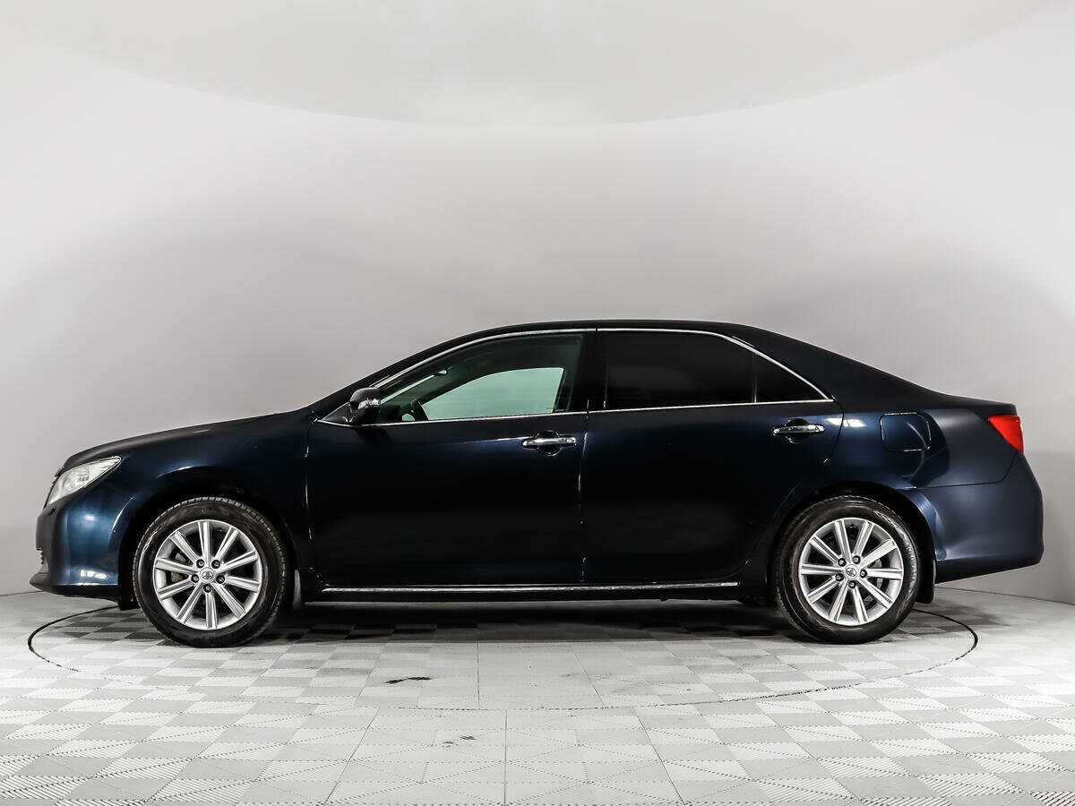 Toyota Camry с пробегом — 2014 год. Фото: #7