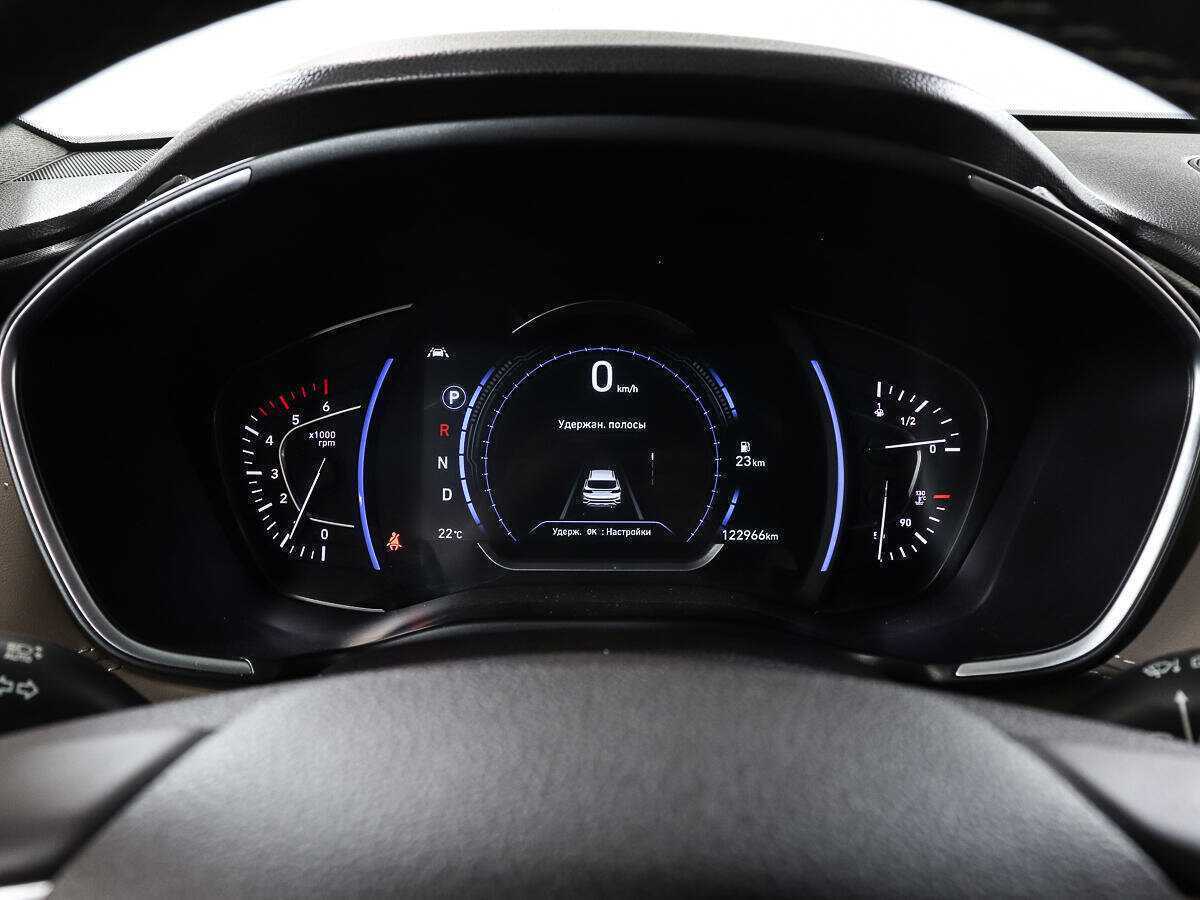 Hyundai Santa Fe с пробегом — 2019 год. Фото: #10