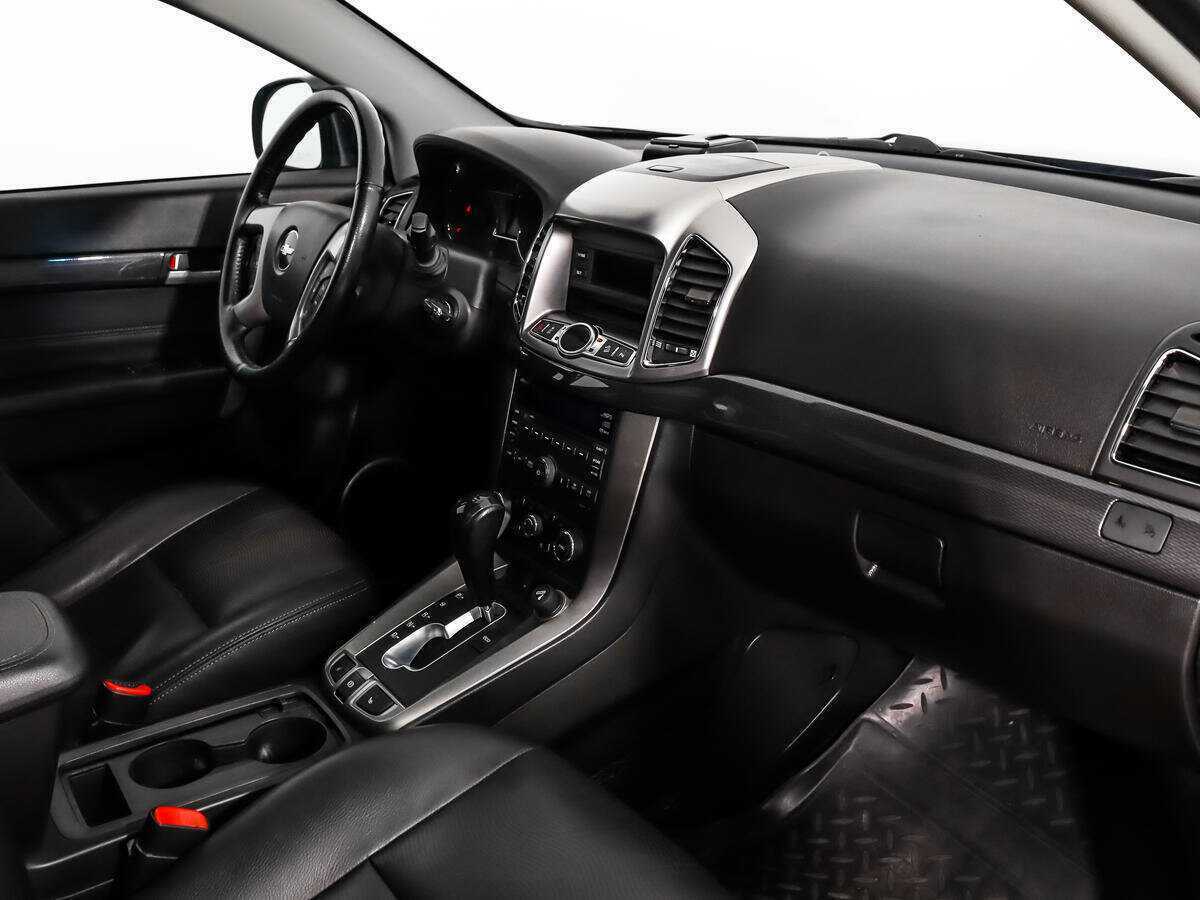 Chevrolet Captiva с пробегом — 2014 год. Фото: #10