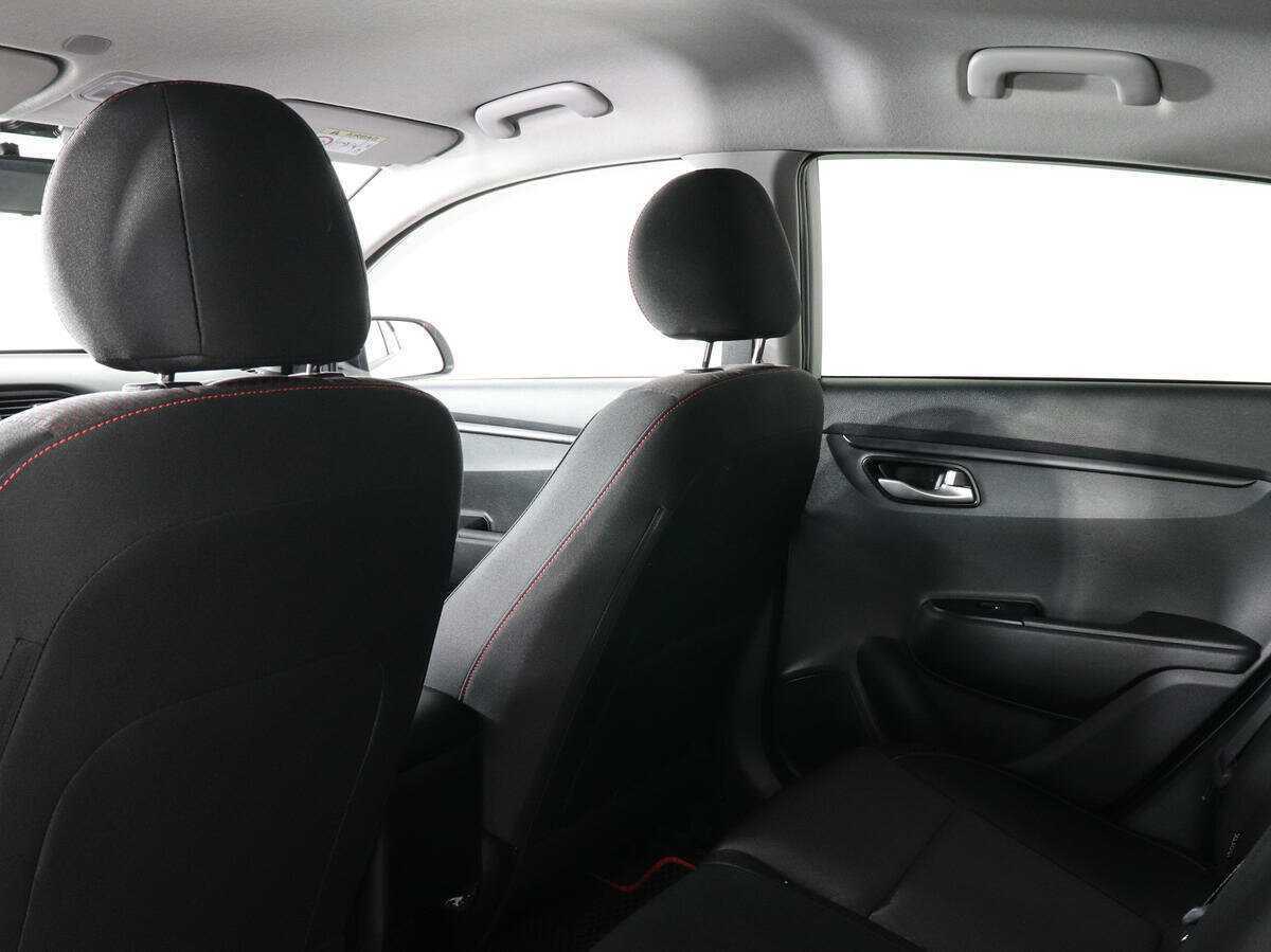 Kia Rio с пробегом — 2021 год. Фото: #11