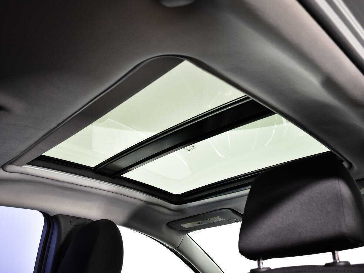 Chevrolet Malibu с пробегом — 2017 год. Фото: #11