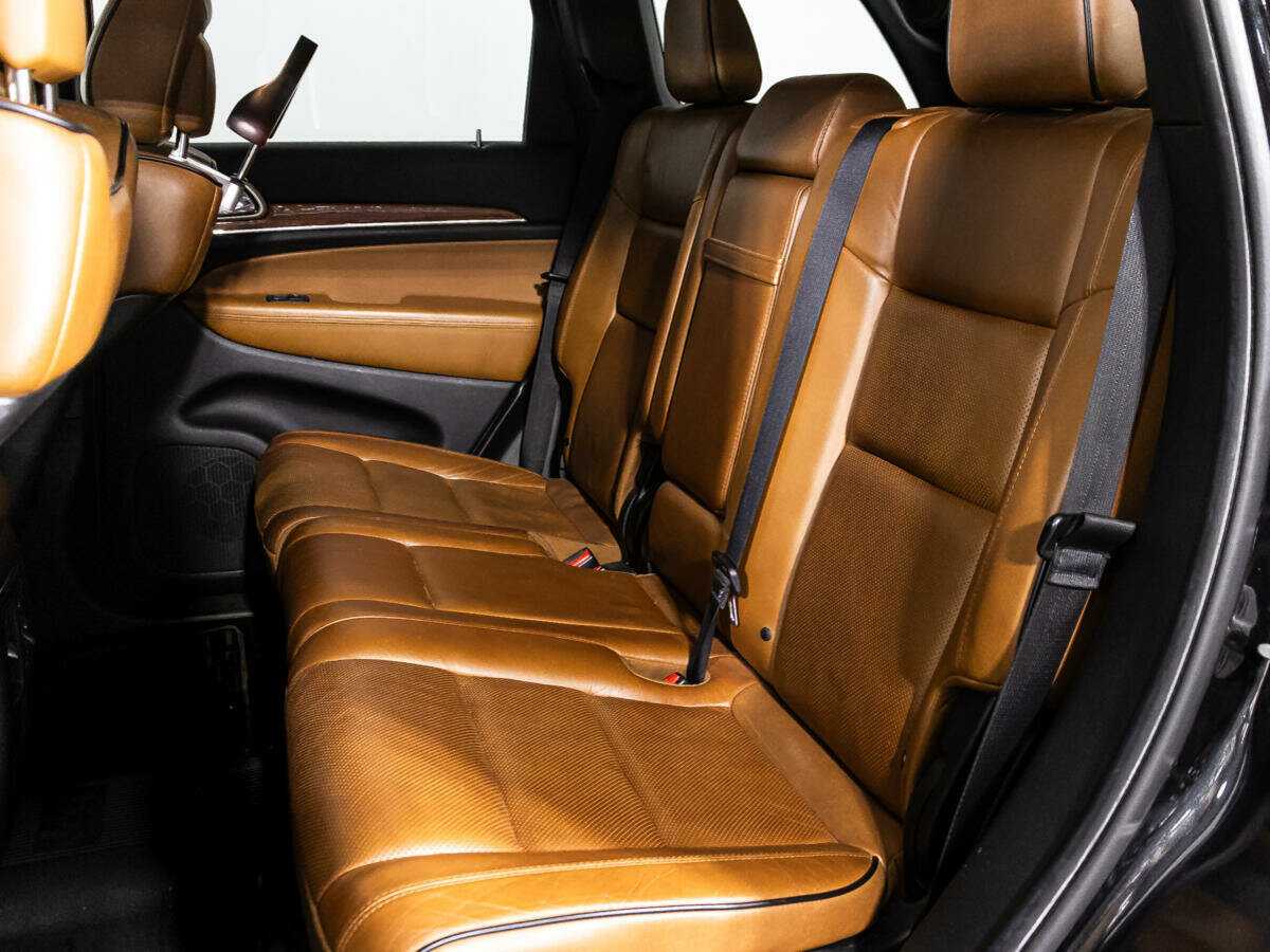 Jeep Grand Cherokee с пробегом — 2012 год. Фото: #9