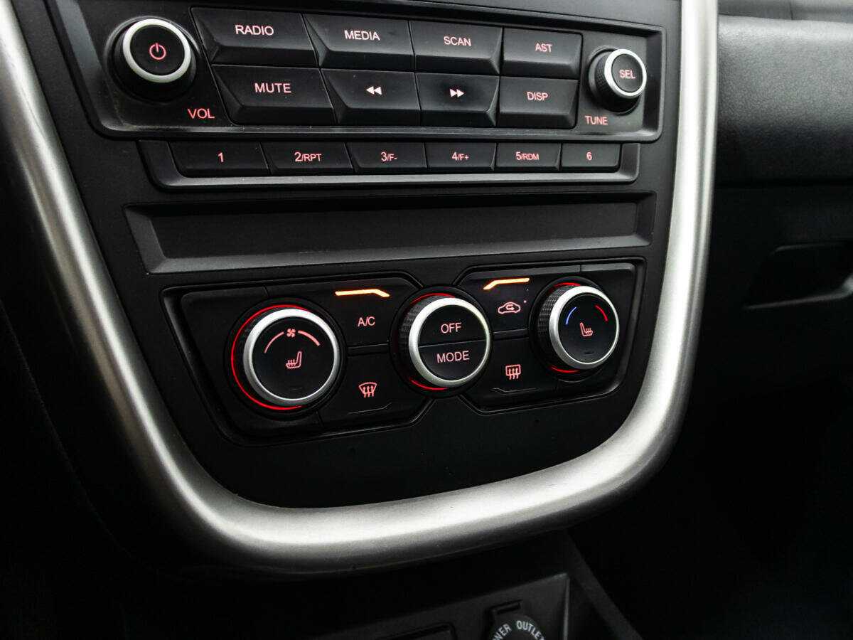 FAW Besturn X80 с пробегом — 2019 год. Фото: #14